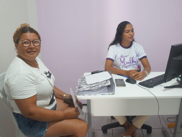 Prefeitura de Trizidela do Vale e Secretaria municipal da Mulher auxiliam no cadastro do Programa Dignidade Menstrual