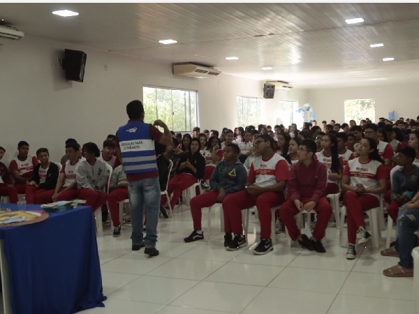 Semana Nacional de Trânsito convoca estudantes a buscar cultura de segurança, refletir sobre limites e respeitar as leis